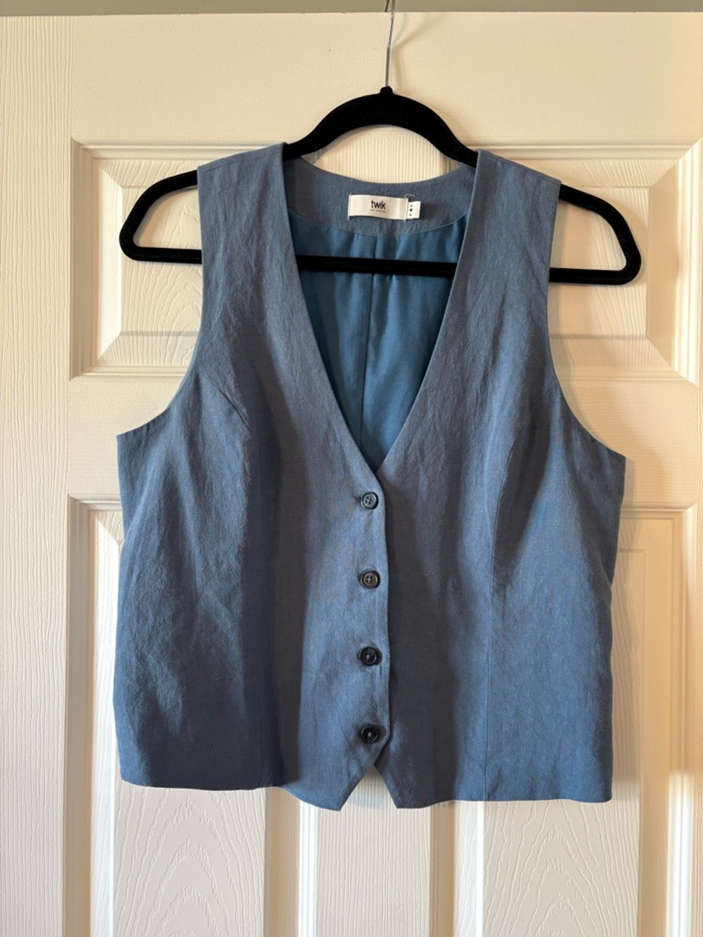 Simons Dusty Blue Linen-Blend Button Front Vest